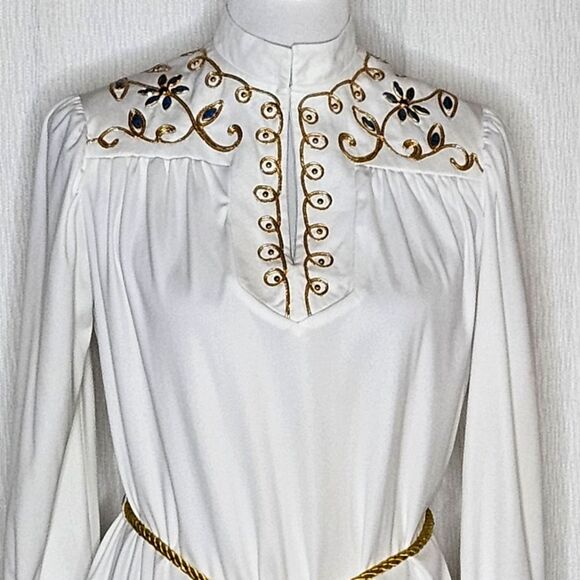 Vintage Caron Chicago Metallic Embroidery Stone Accents Pullover White Blouse - Picture 6 of 16